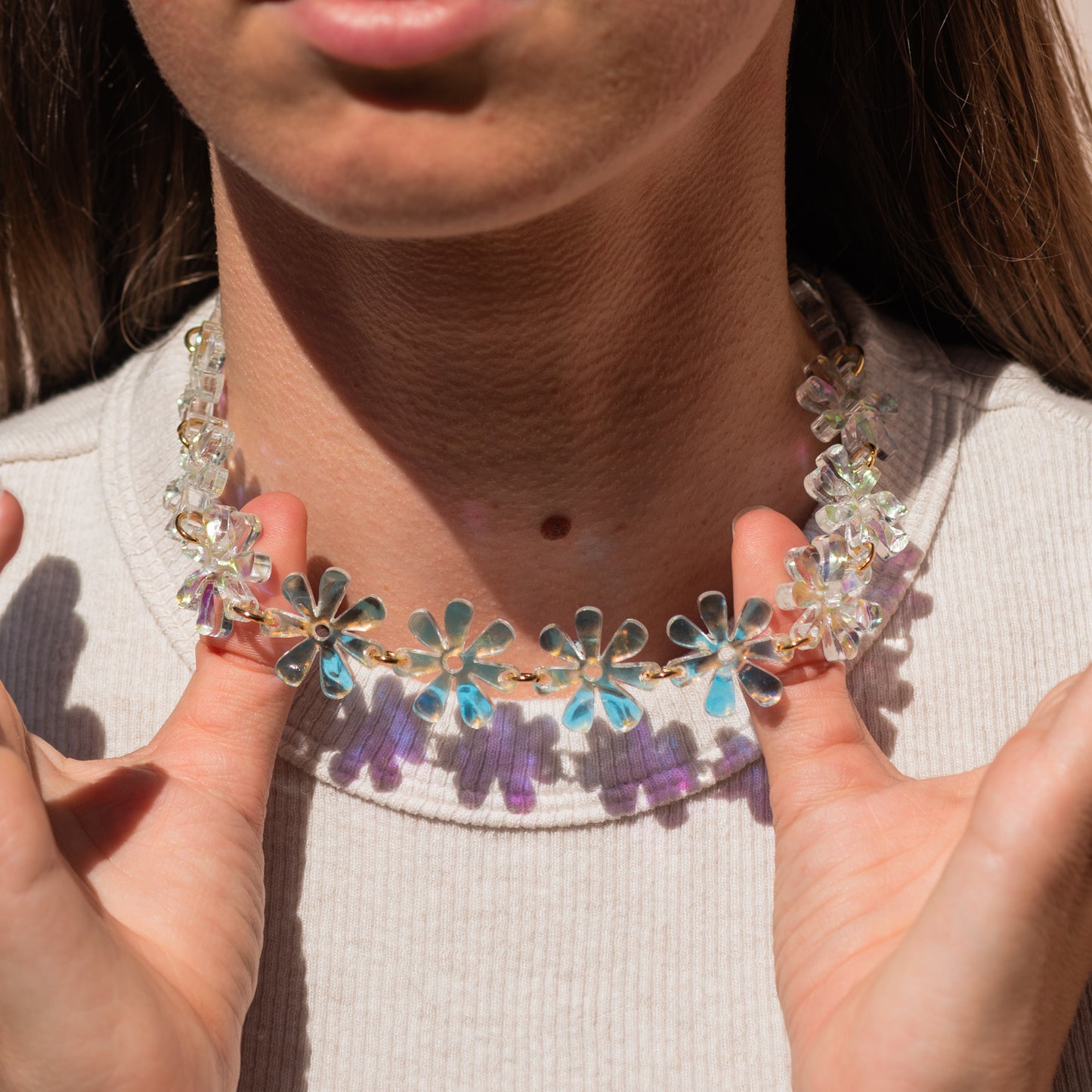 Daisy Chain Necklace - Rainbow Plexi